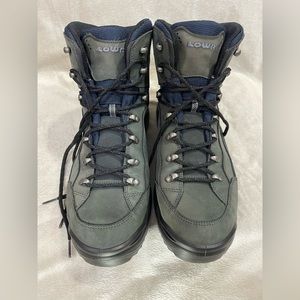 Lowa Renegade GTX Mid Hiking Boots